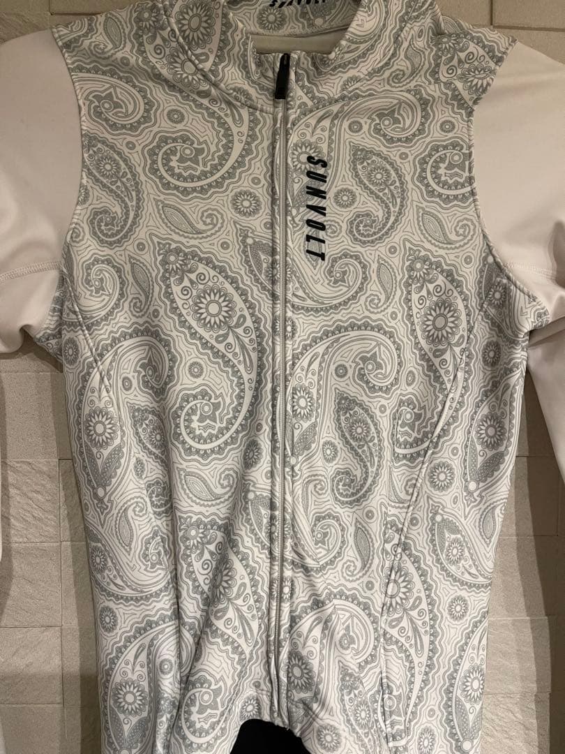 SUNVOLT ペイズリー柄 ワンピース型サーモスーツ