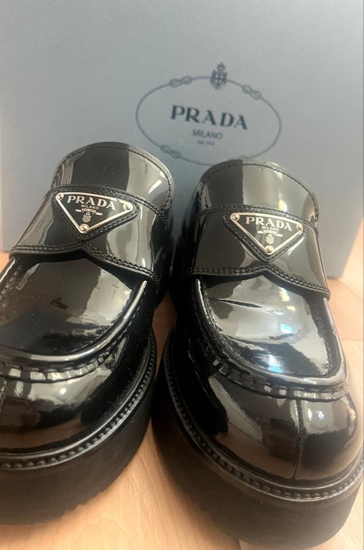 ⭐️美品⭐️PRADA エナメル 黒 36サイズ