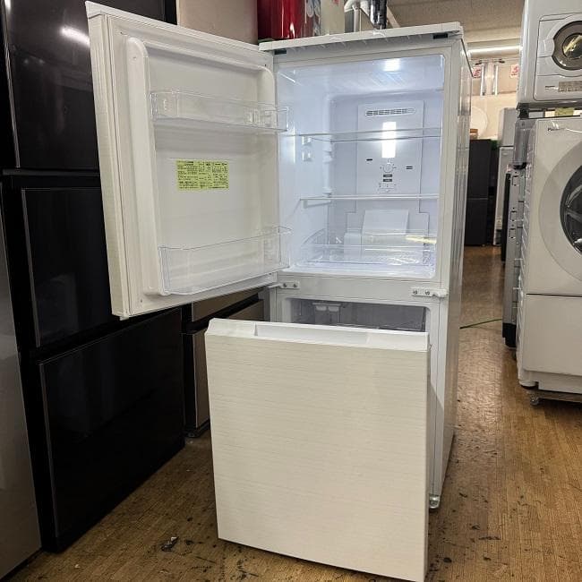 地域限定送料無料　美品 シャープ 家電2点セット！152L 冷蔵庫・6㎏ 洗濯機