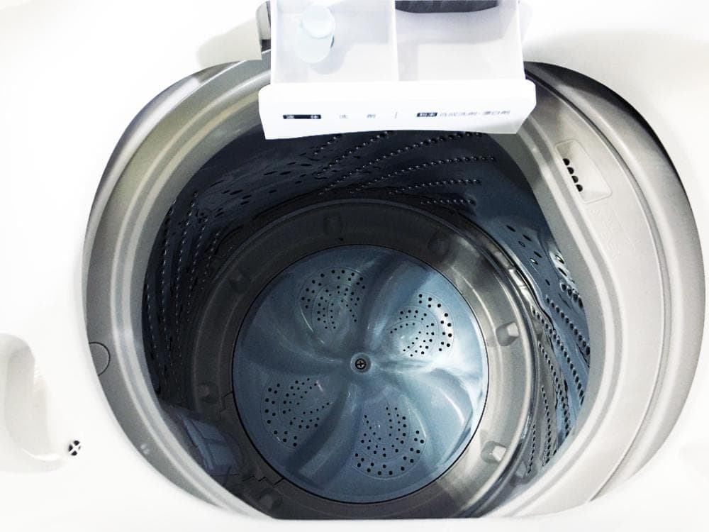 ★美品 中古★ハイセンス 5.5㎏ 洗濯機【HW-G55B-W】G0WB