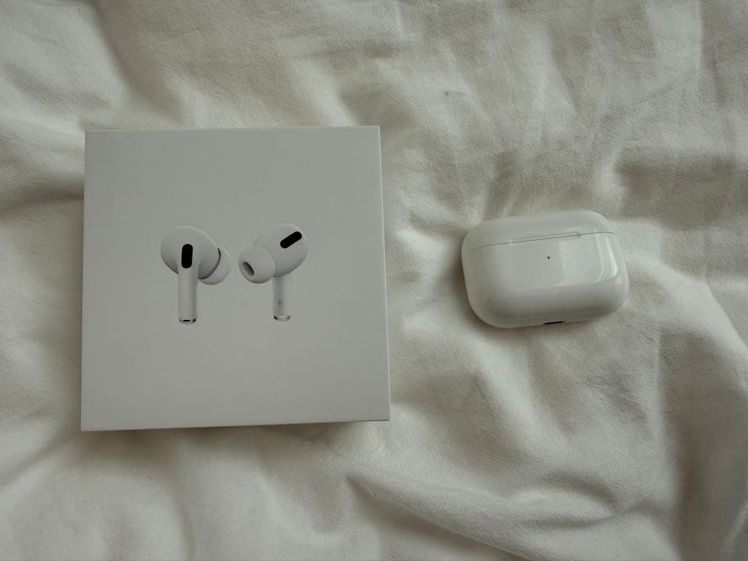 Apple AirPods Pro 第一世代 本体 ワイヤレス充電ケース付き