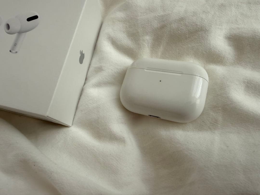 Apple AirPods Pro 第一世代 本体 ワイヤレス充電ケース付き