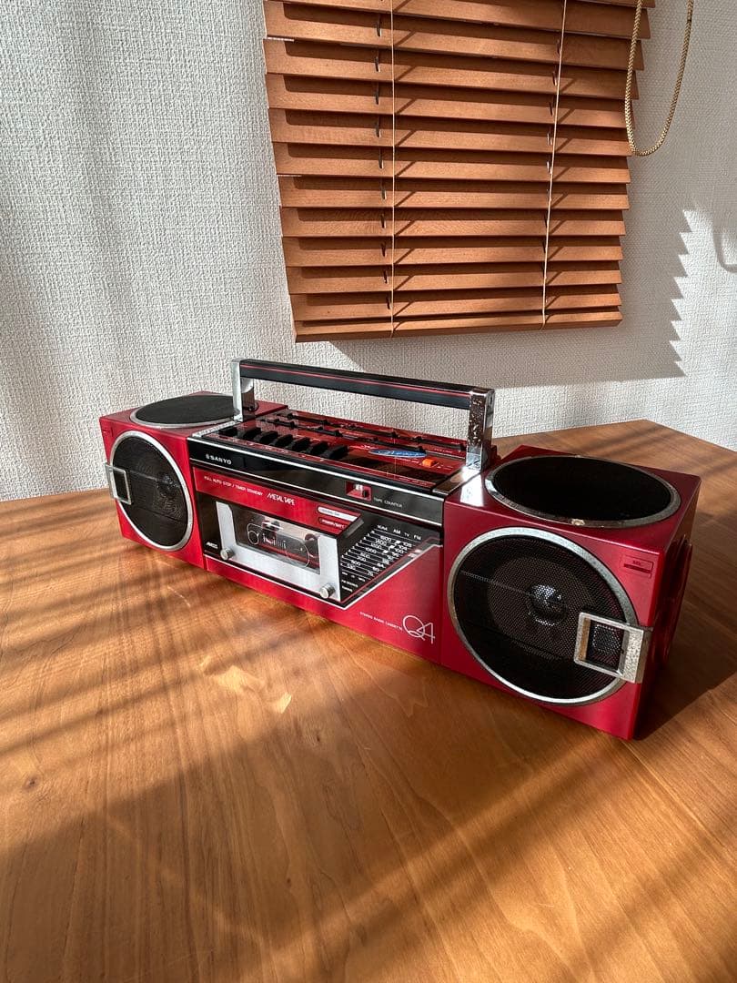 SANYOサンヨー MR-Q4 おしゃれなサウンド ステレオラジオカセット