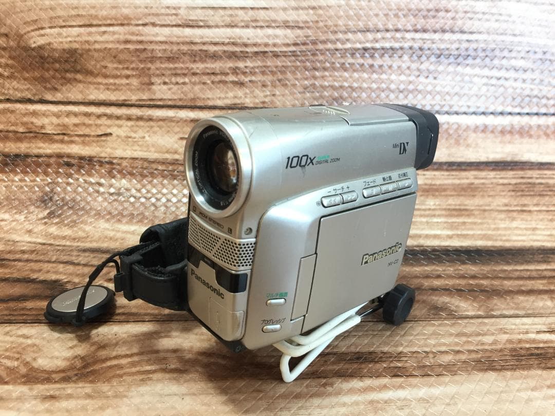 撮影再生ダビングOK　良品　Panasonic NV-C2　付属品有　液晶綺麗