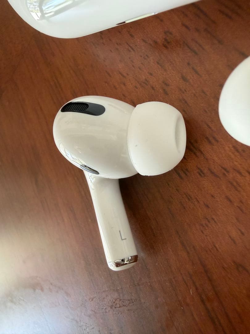 新品未使用⭐︎AirPods Pro 充電ケース付き 第1世代
