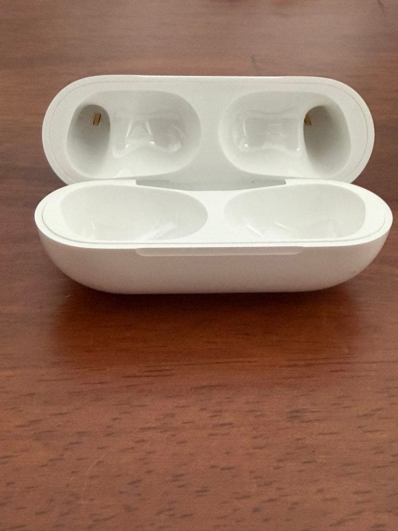 新品未使用⭐︎AirPods Pro 充電ケース付き 第1世代