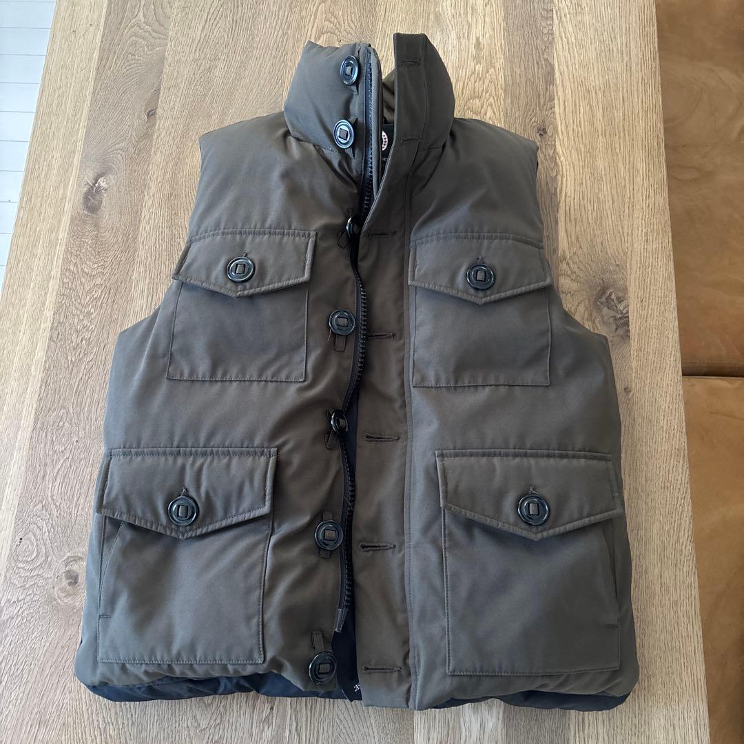 カナダグース　モントリオール