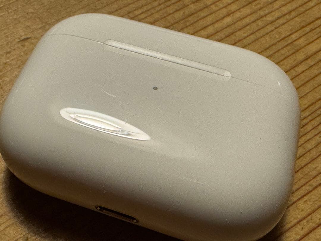 【Apple アップル】AirPods Pro 第1世代 充電ケース付き