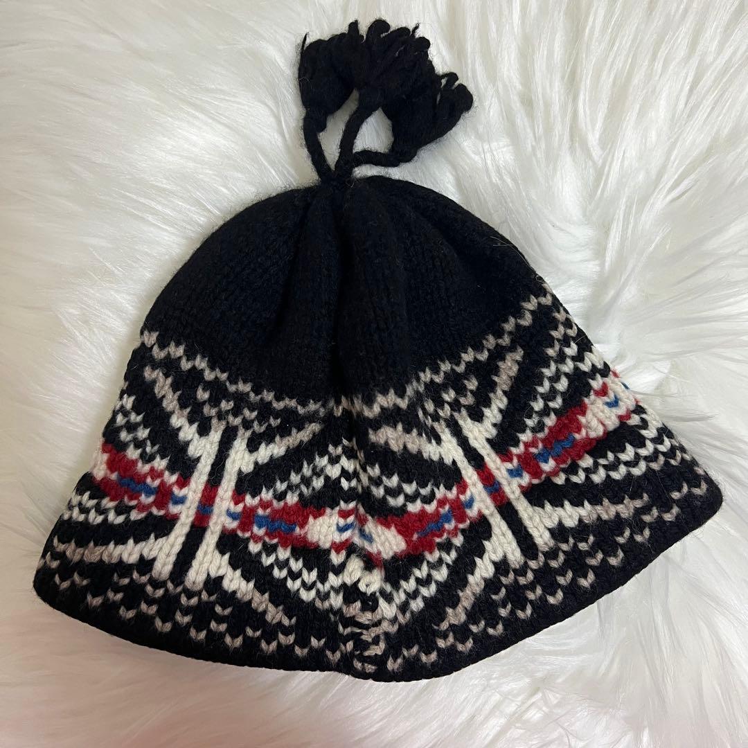 シュプリーム　タッセル　ビーニー　ブラック