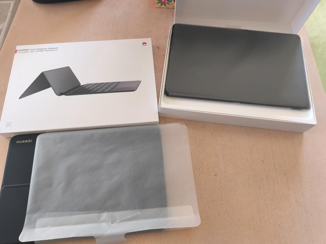 美品 Huawei MateBook E DRC-W38 純正キーボード付き