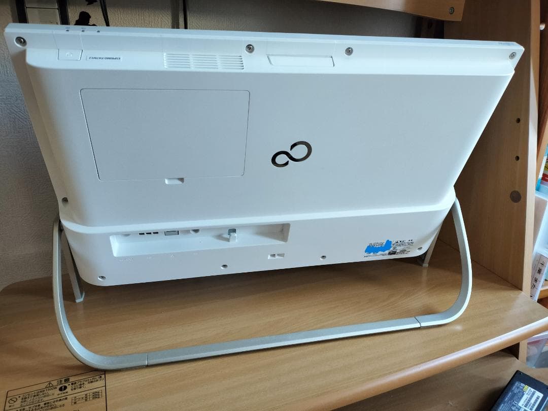 【最終値下げ/起動✕ジャンク品】ESPRIMO FH70/C2