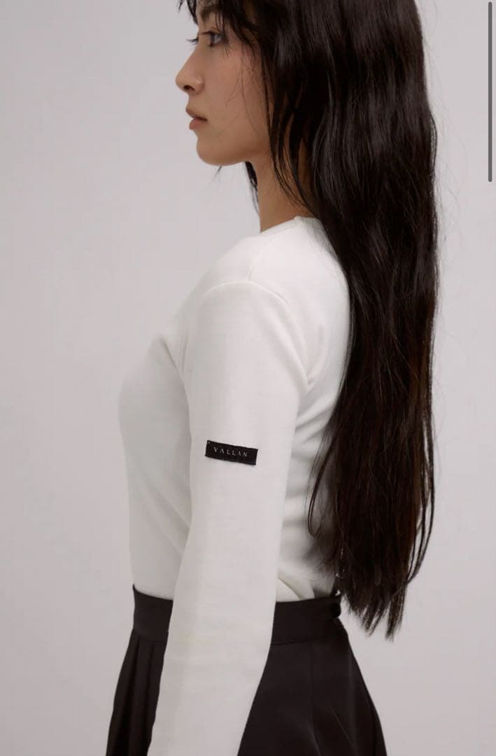 VALLAN Uネック　最終値下げ