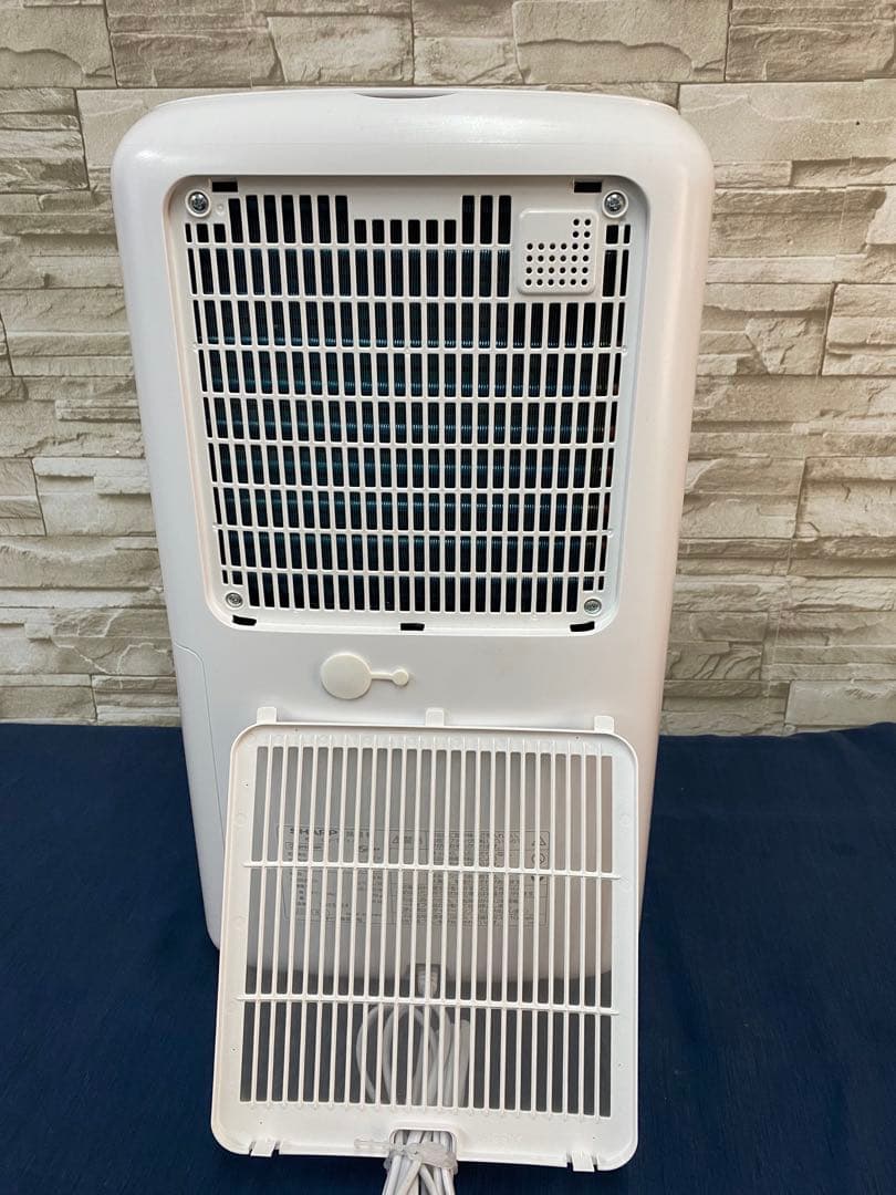 【高年式】25年製 SHARP シャープ　除湿機CV-T71-W