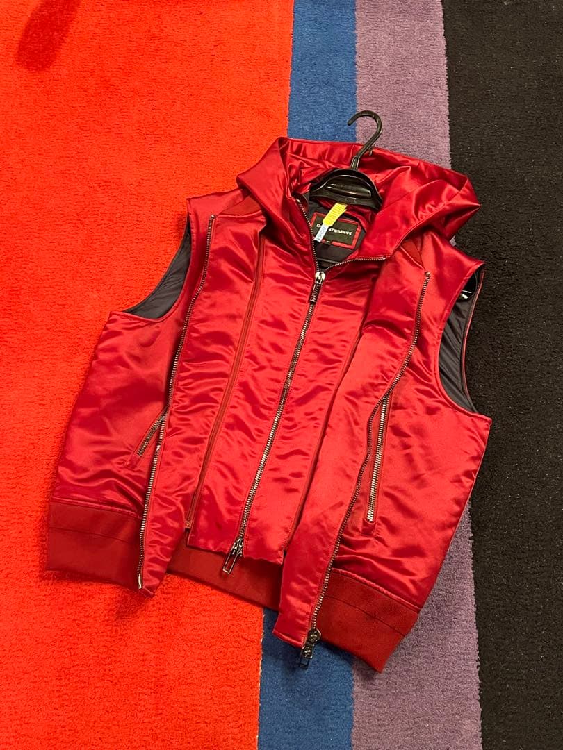 Emporio ArmaniダウンベストM