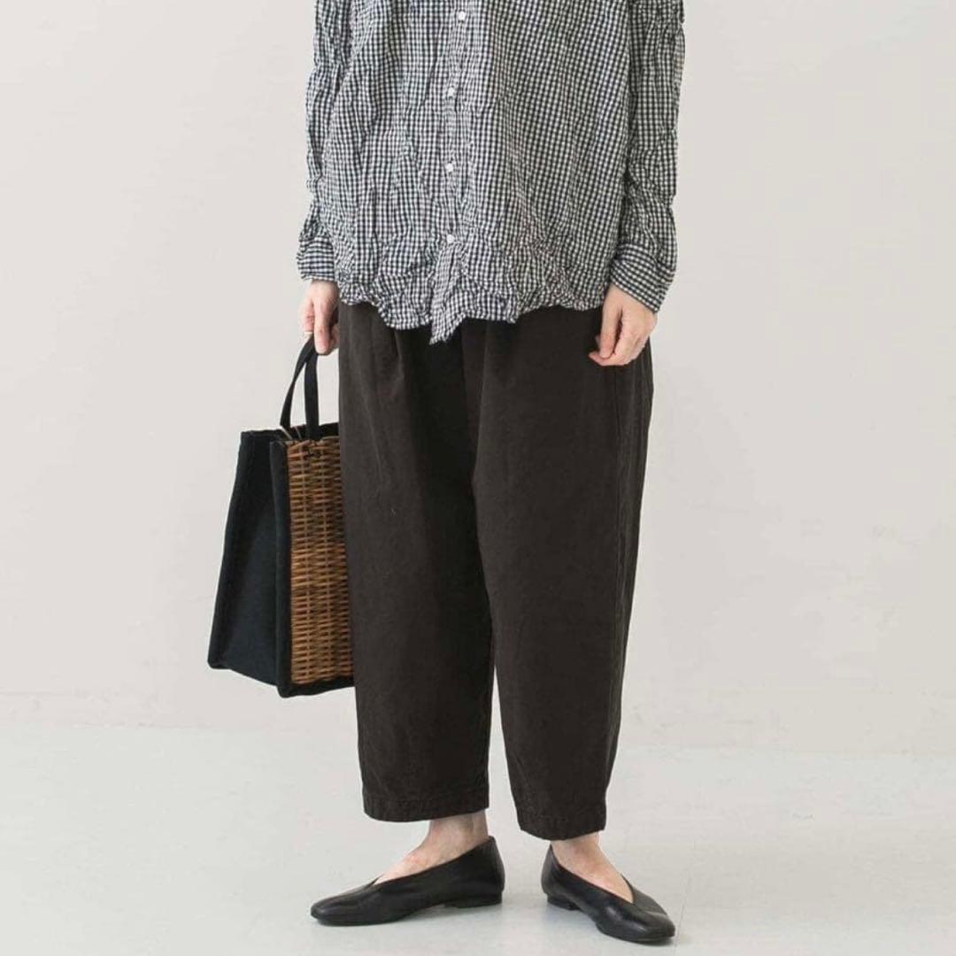 【美品】かぐれ コットンクロップドパンツ 黒