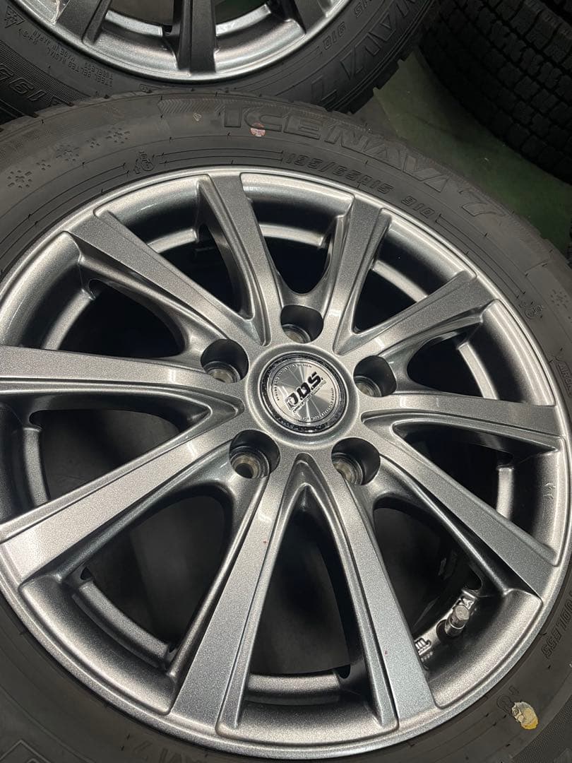 [バリ溝]195/65R15国産スタッドレスタイヤセットセレナC27 ②