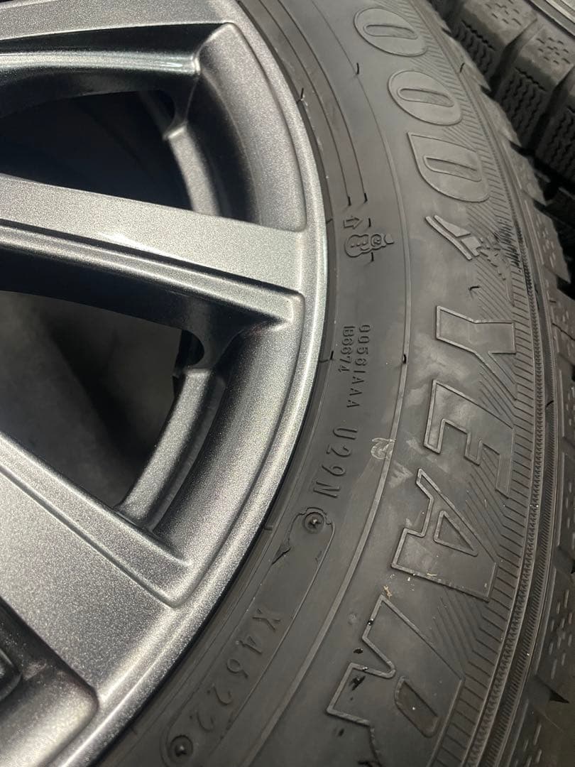 [バリ溝]195/65R15国産スタッドレスタイヤセットセレナC27 ②