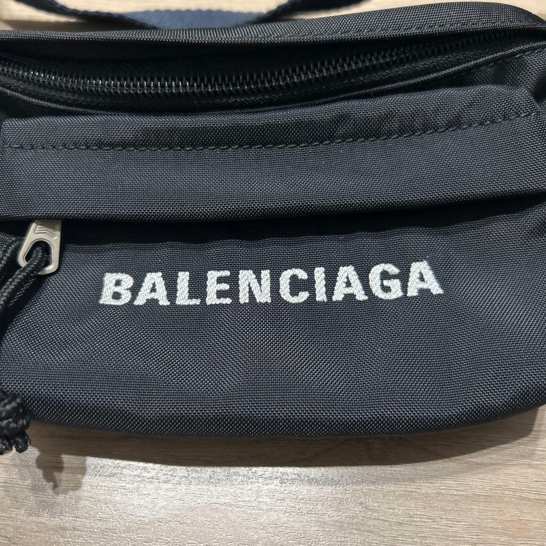 バレンシアガ　ウエストポーチ