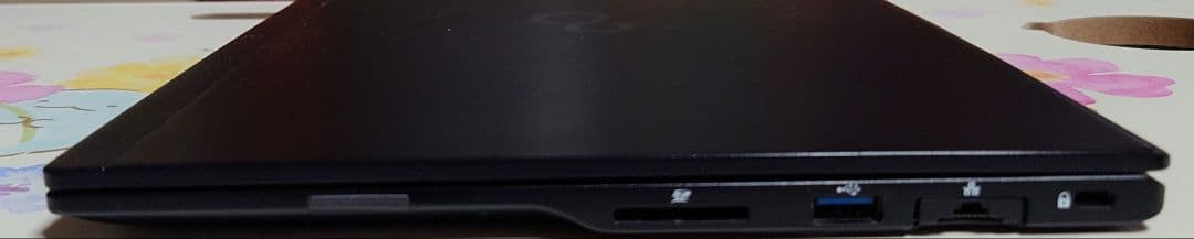 【中古】富士通 Lifebook U9310/E 軽量　ノートパソコン　本体