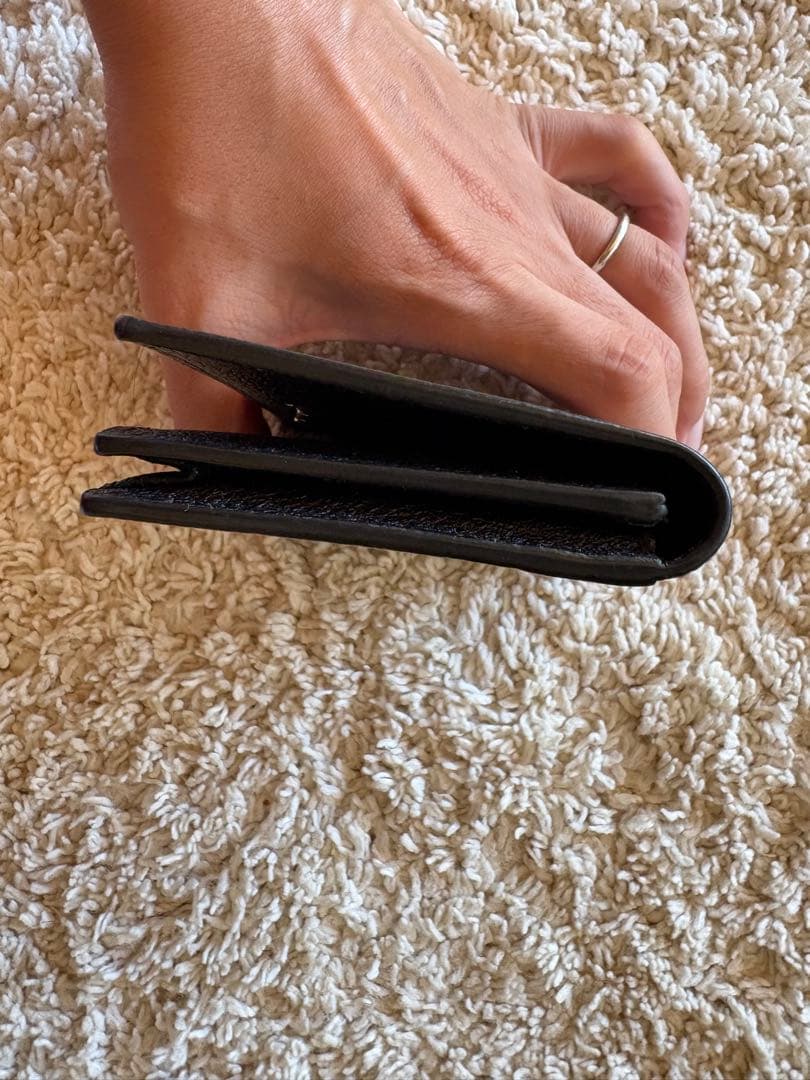 サンローラン(SAINT LAURENT)ブラック名刺入れ