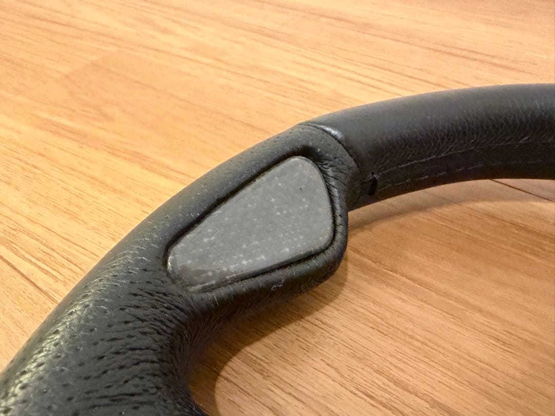 MOMOステアリング JET 32