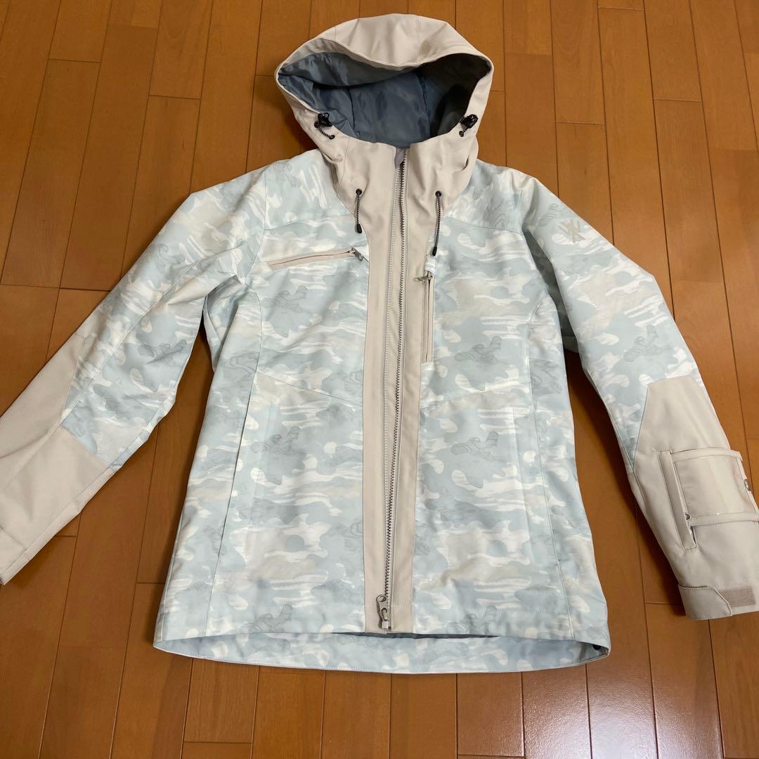 スノーボードウェアセット（ジャケット・パンツ）