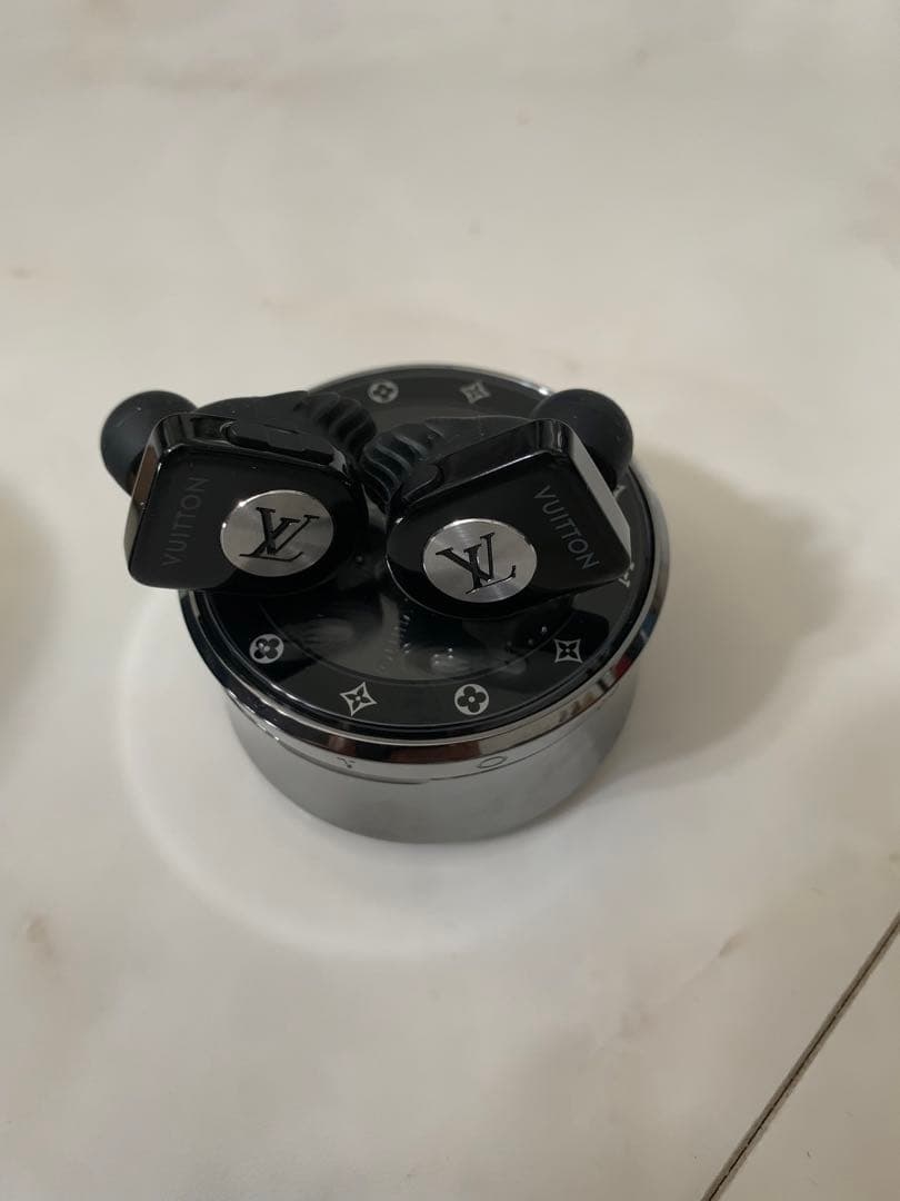 ルイヴィトン ワイヤレスイヤホン ★美品★