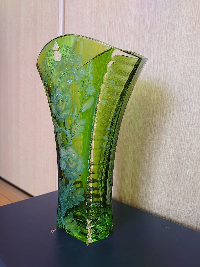 マイセン クリスタル フラワーベース 花瓶　グリーン　緑被せ