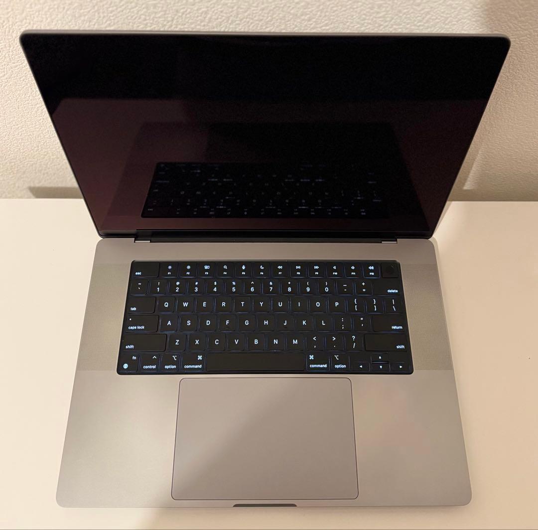 美品 Macbook Pro 2021 16インチ Windows 11 pro