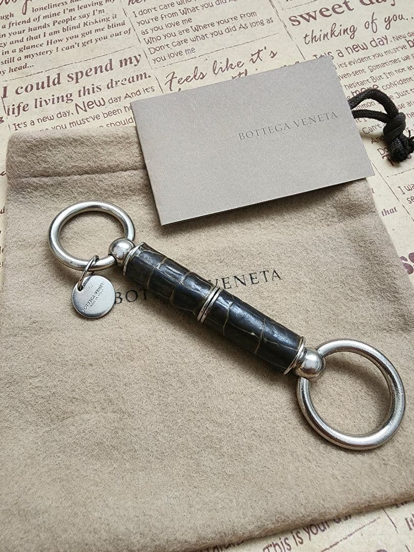 綺麗 ボッテガヴェネタ　編み込み 　 キーリング 　キーホルダー クロコダイル