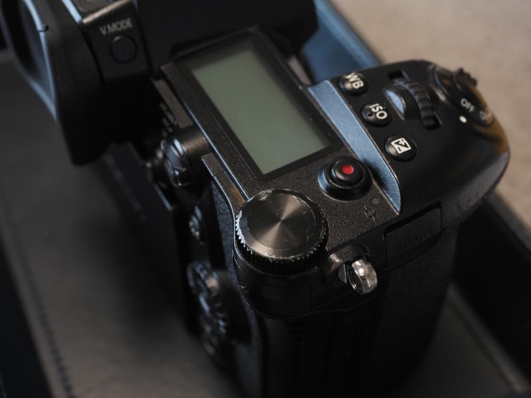 LUMIX DC-G9　シャッター回数115回　傷あり