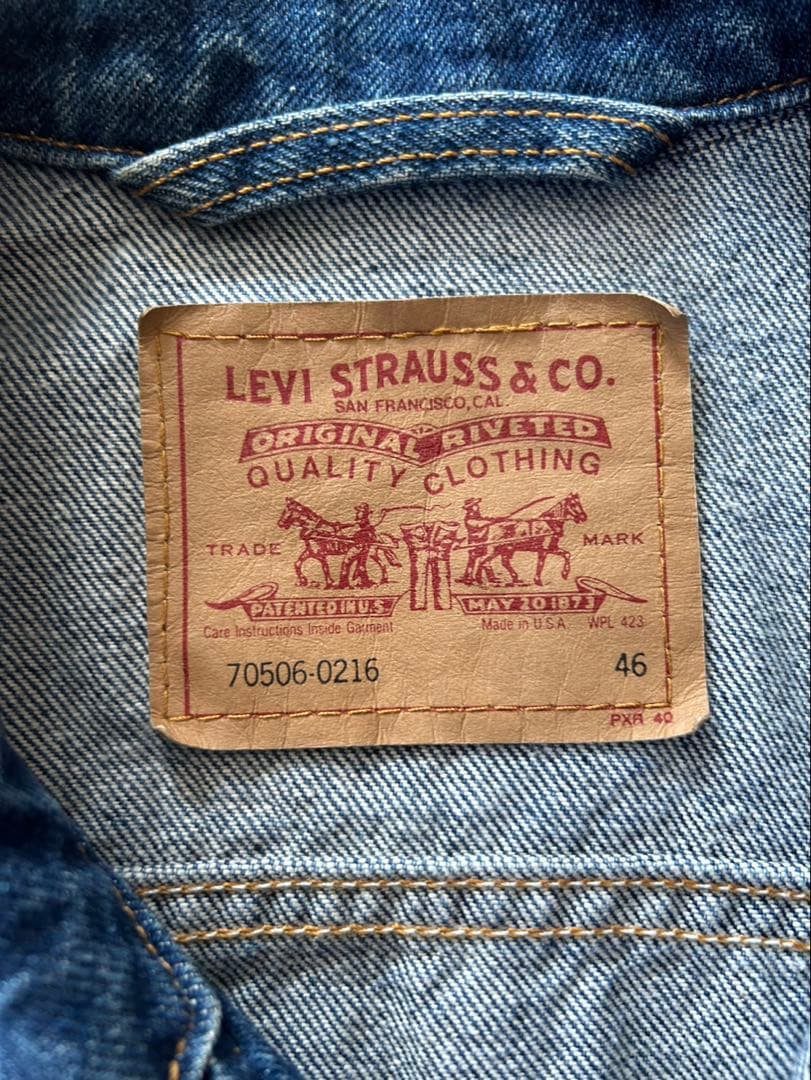 土日最終価格　　リーバイス　デニムジャケット