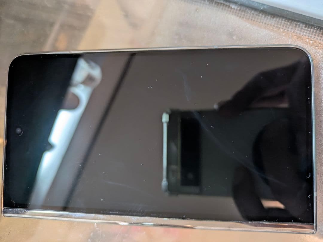Google Pixel Fold ジャンク 内側画面故障 外画面OK 初期化済