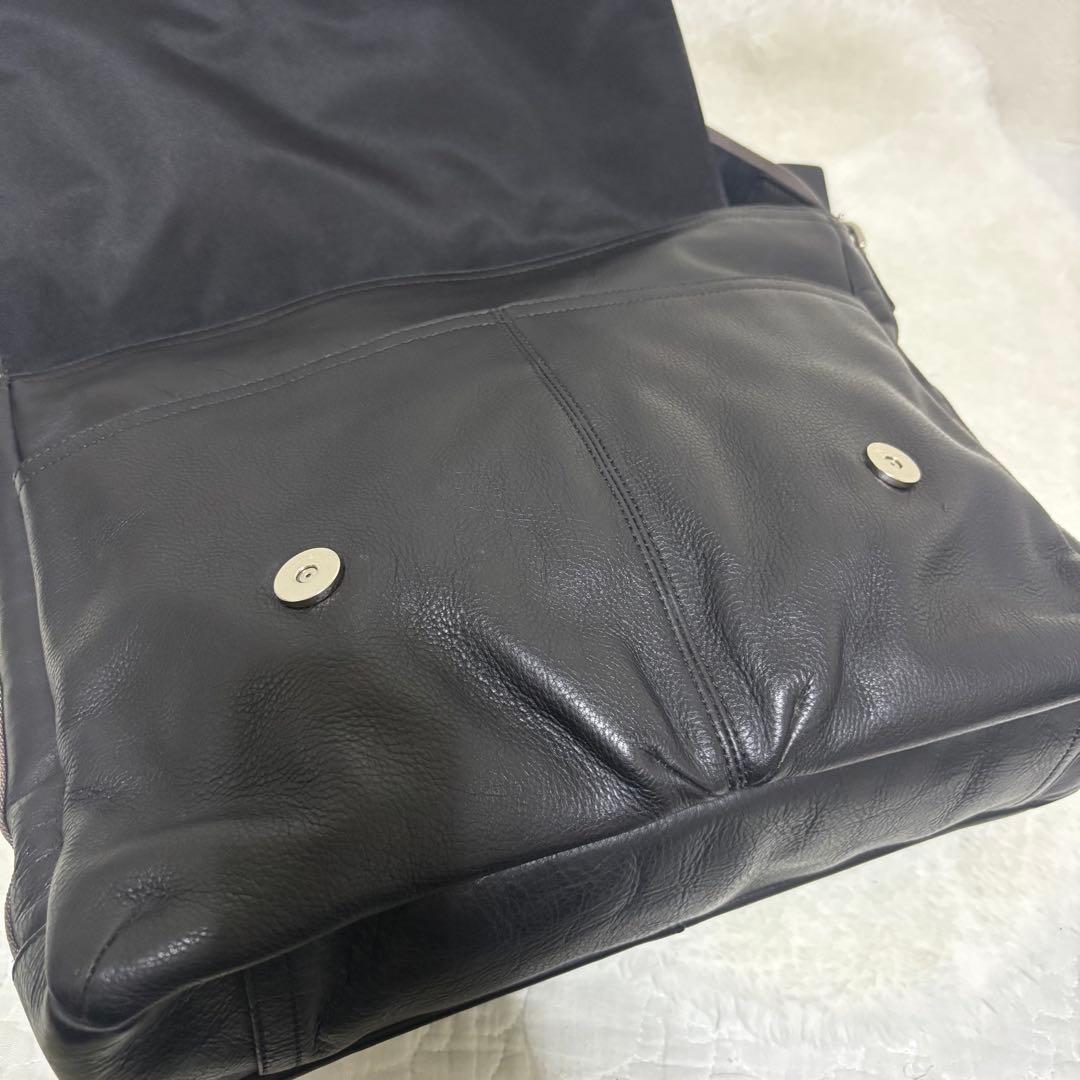 希少 コーチ ショルダーバッグ ヘリテージ ウェブレザー メッセンジャー シボ革