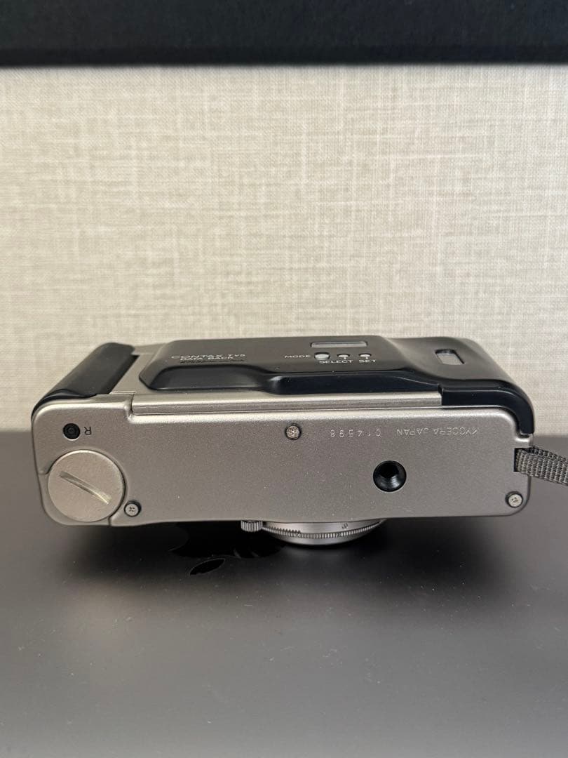 contax コンタックス TVS 美品 フィルムカメラ　本体のみ