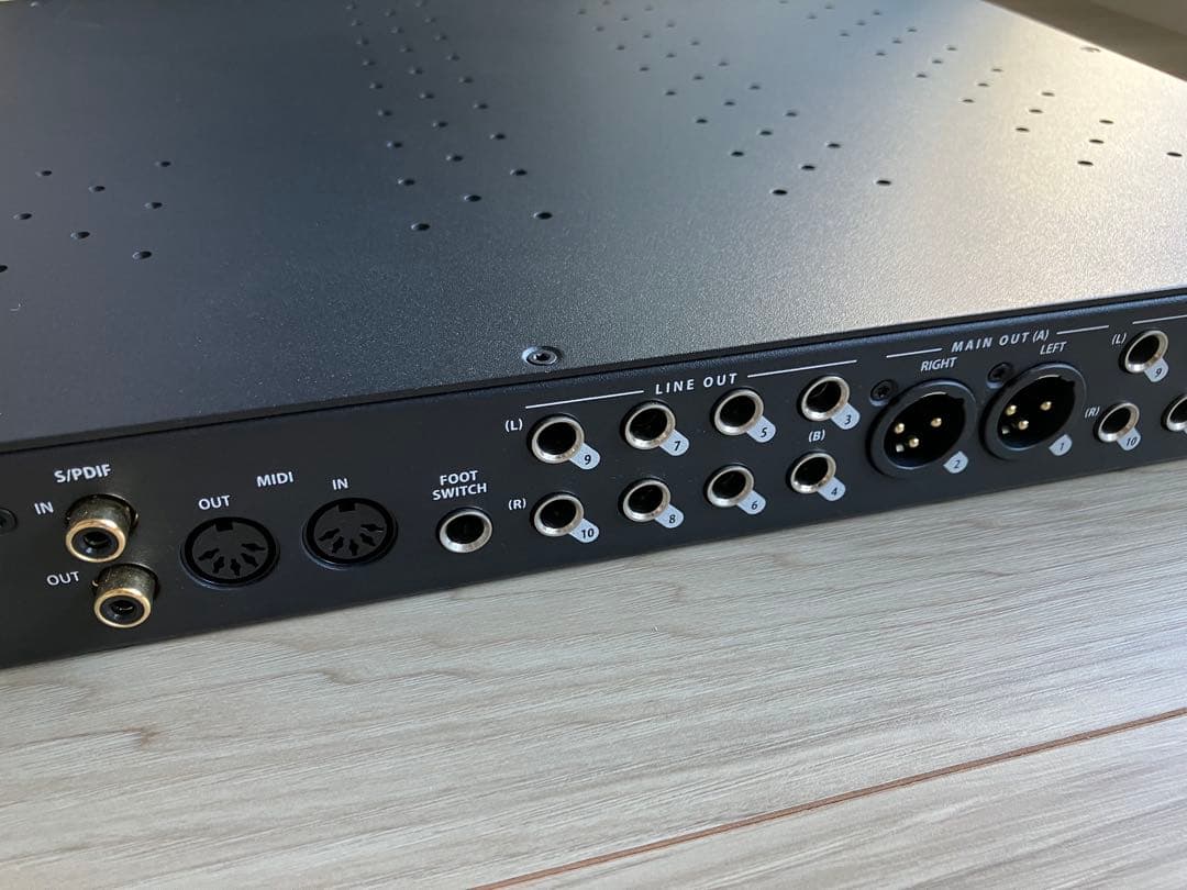 【国内正規品・美品】新型MOTU828オーディオインターフェイス