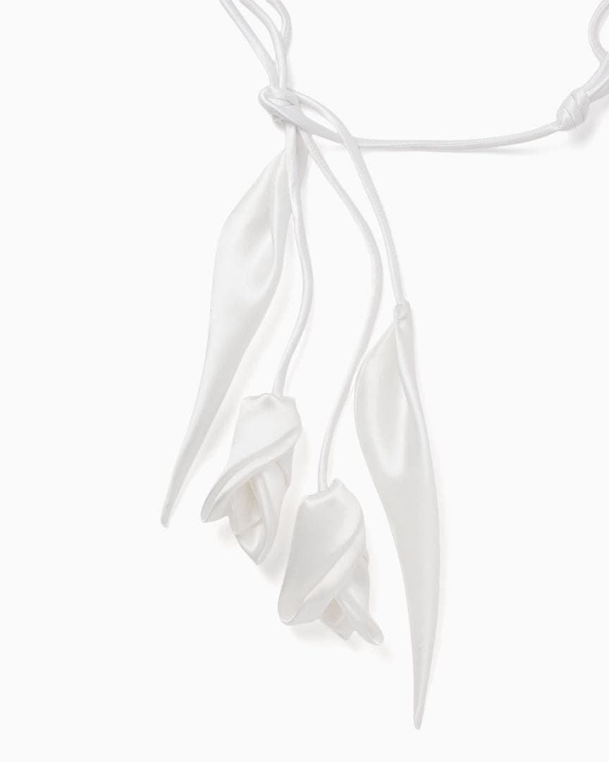 mame マメクロゴウチ フラワー モチーフ ベルト チューリップ チョーカー