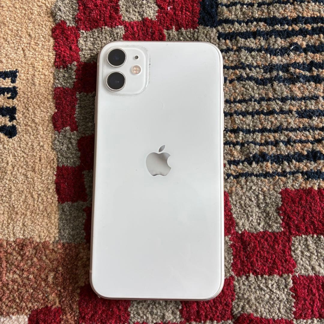 ◾️iPhone11 64GB ホワイト　状態悪め