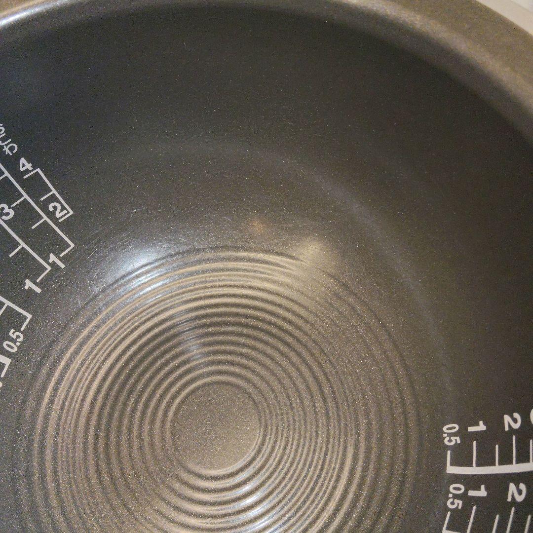 【美品】TOSHIBA 炊飯器 RC-10VWG