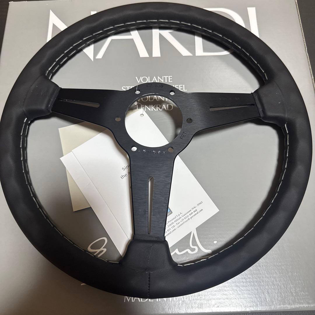 バ*ム様 ナルディ　CLASSIC ブラックレザー/ブラックスポーク（34φ）N