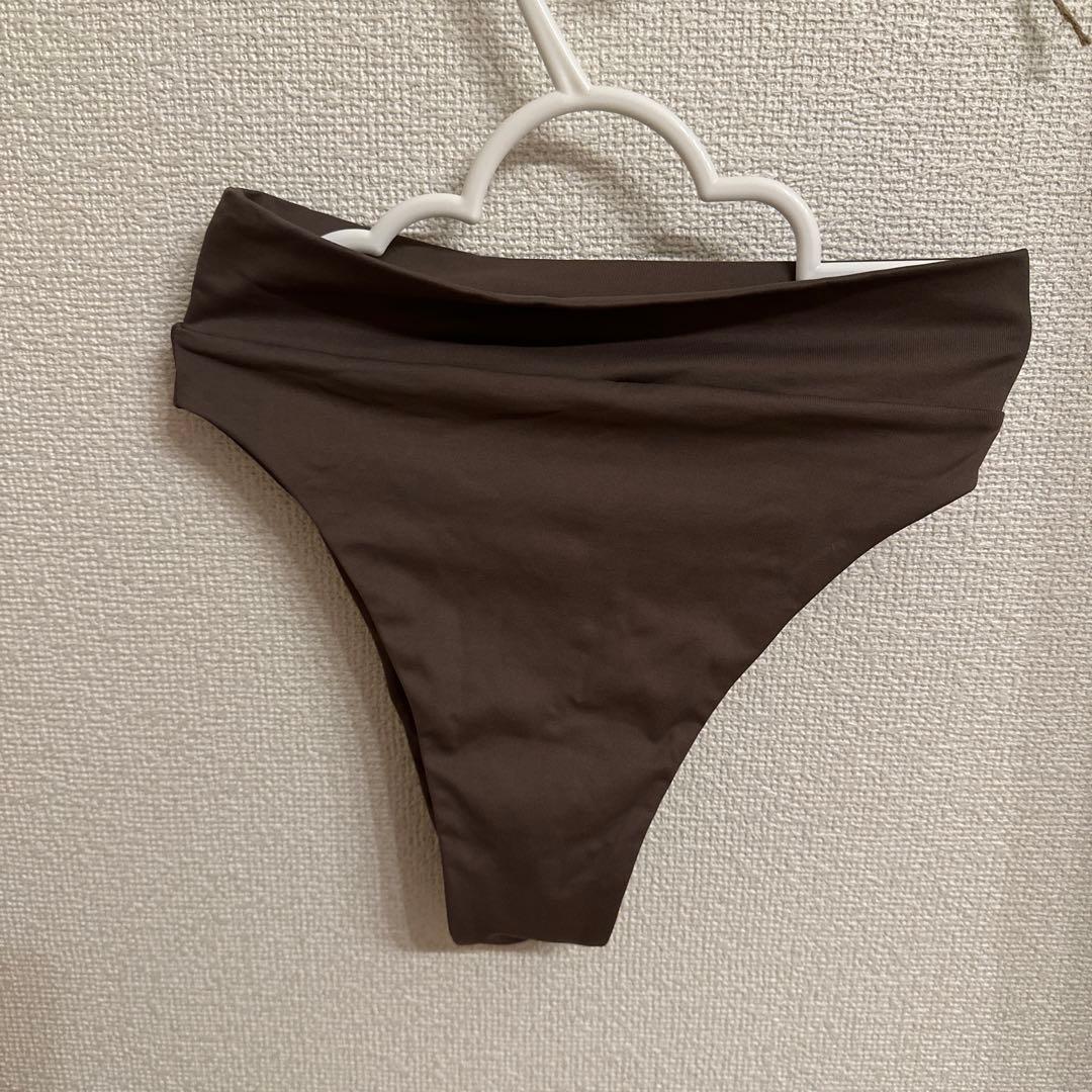 アリシアスタン　ビキニ上下セット　Sサイズ
