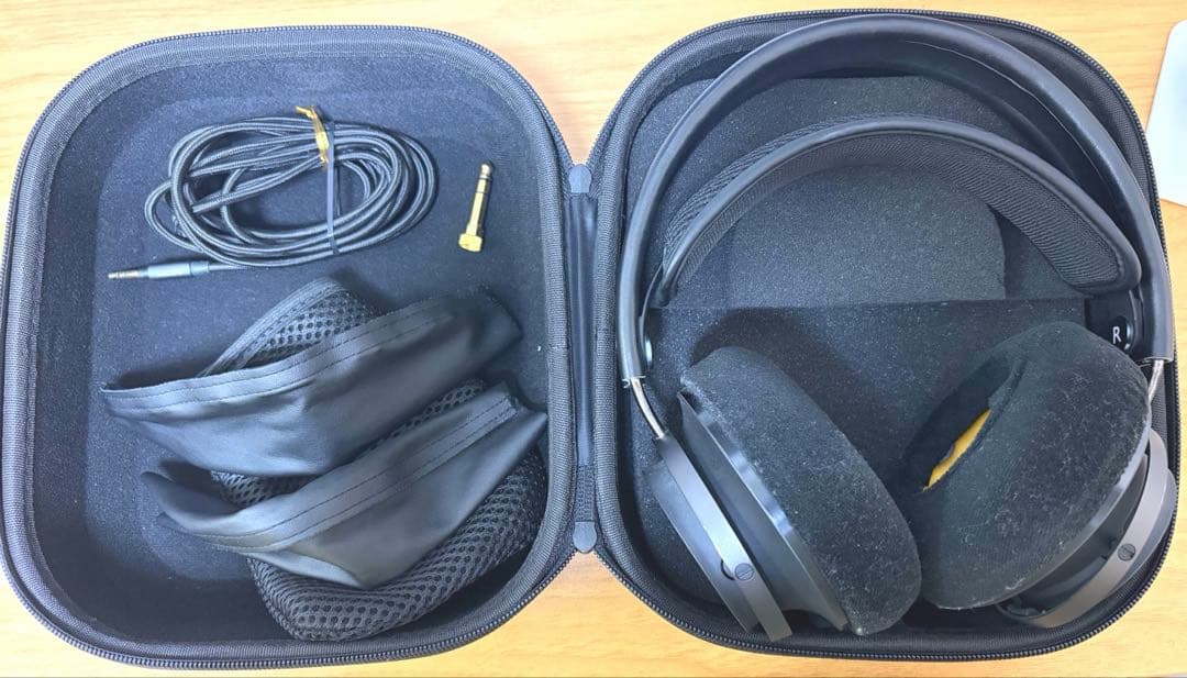 フィリップス　Fidelio開放型ヘッドホンX2HR