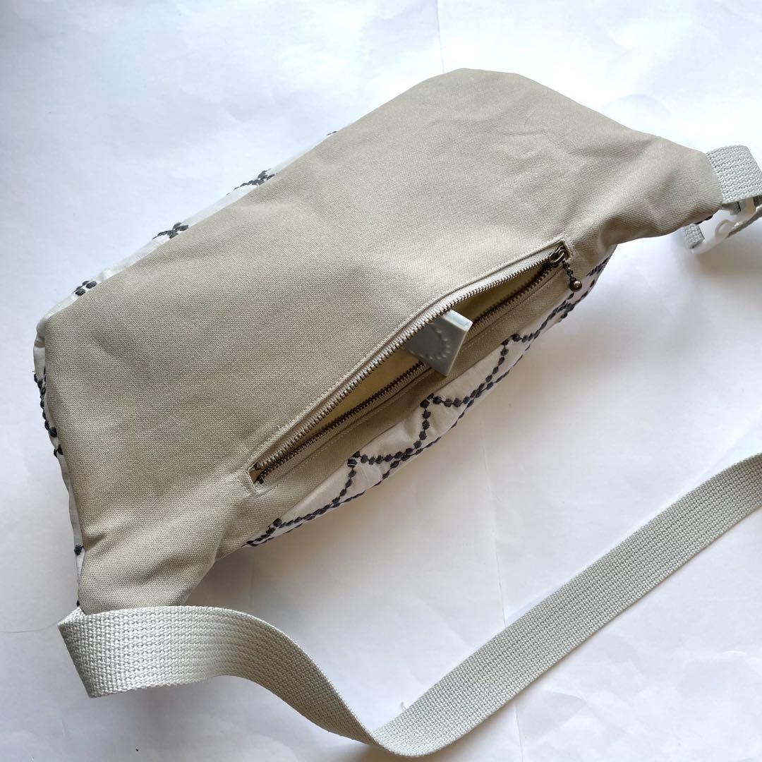 ミナペルホネン 最新タンバリンライトグレー　ハンドメイドボディバッグ