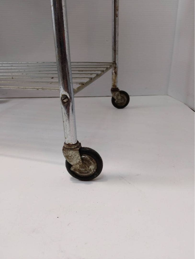 ​G1924 昭和レトロ 3段 キッチンワゴン / 花柄 70年代 キャスター付