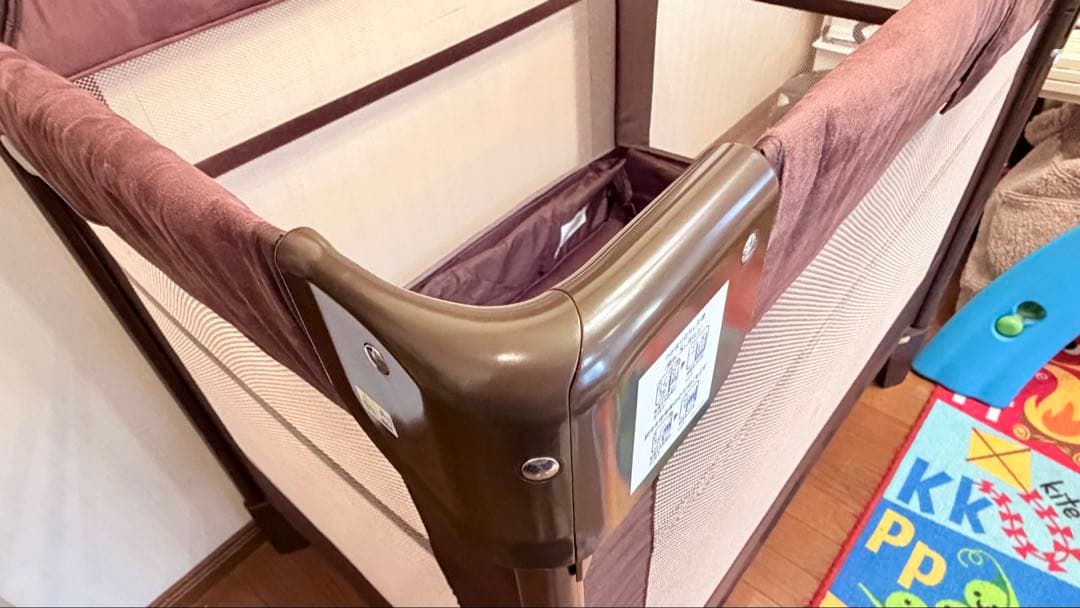 アップリカ　ココネルエアープラス　茶色　未使用品