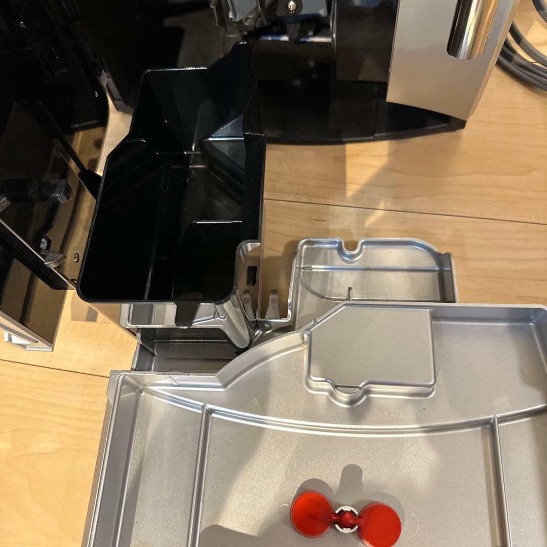 デロンギ　マグニフィカ　全自動エスプレッソマシン　ESAM03110S