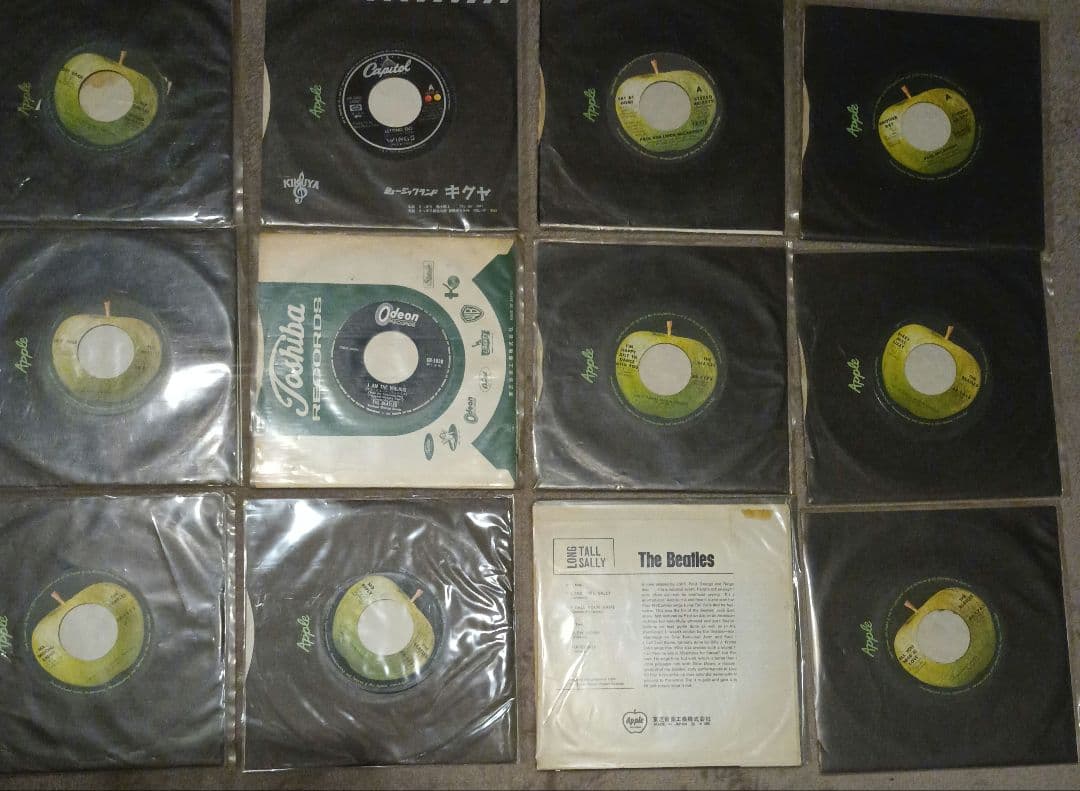 ビートルズ レコード コレクション赤盤含む12枚