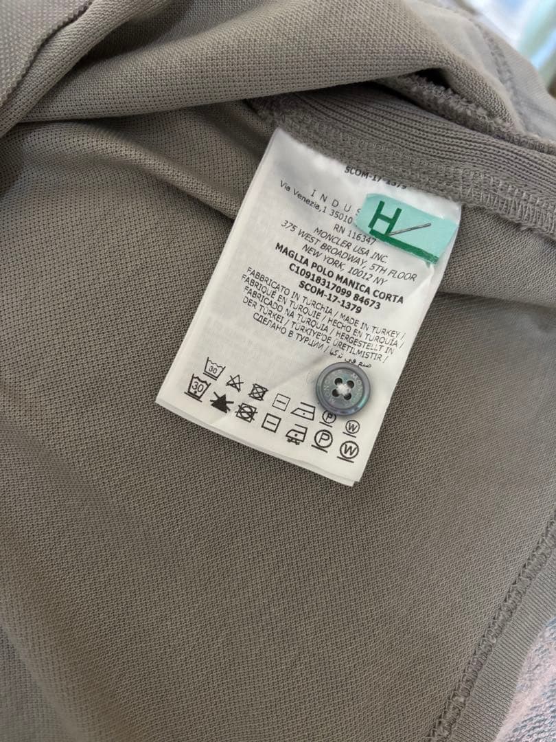 Moncler モンクレール ロゴパッチ ポロシャツ