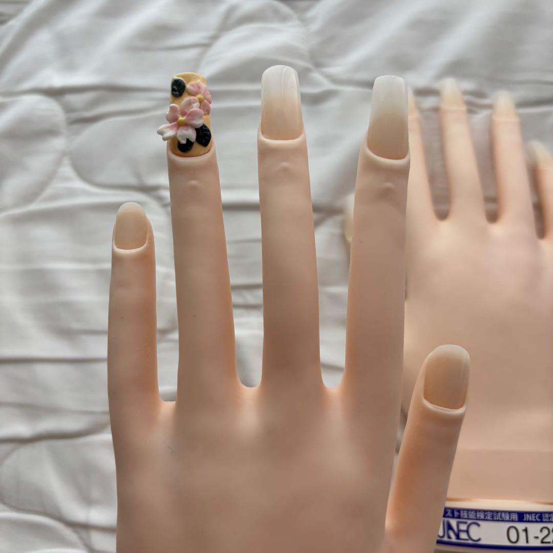 美品　認定モデルハンド　ネイリスト検定　ジェルネイル検定　セット売り