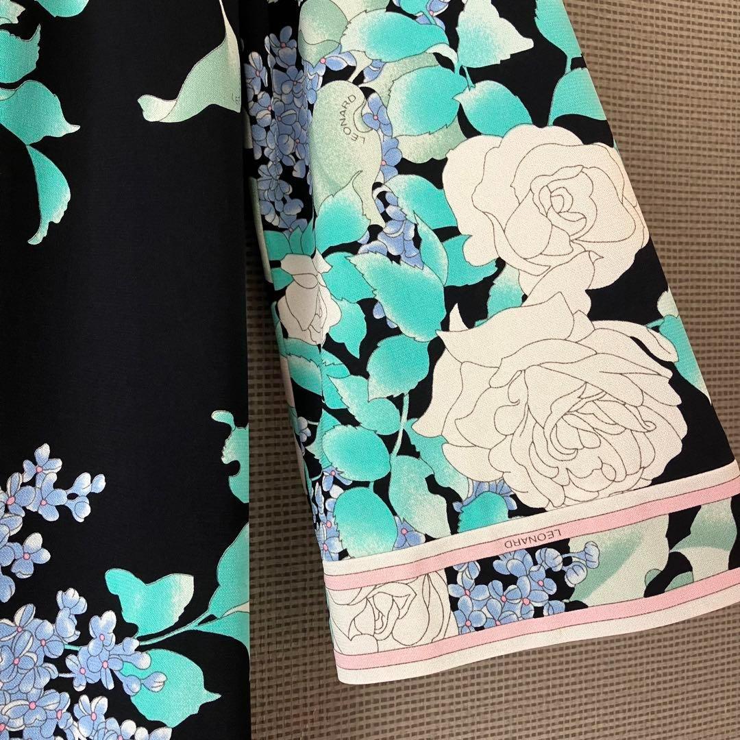 近年美品　レオナール　カンカン　チュニック　花柄　大きいサイズ44